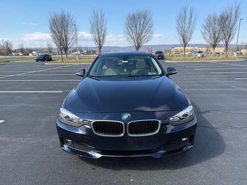 Used 2015 BMW 320i Sedan RWD image 1
