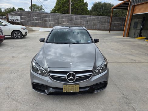 Used 2014 Mercedes-Benz E 63 AMG S-Model image 5