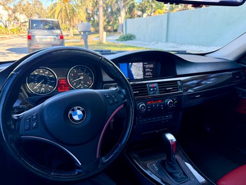Used 2011 BMW 328i xDrive Coupe image 13