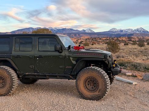 Used 2021 Jeep Wrangler Unlimited Rubicon image 20