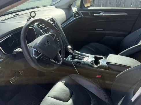 Used 2015 Ford Fusion Titanium image 9
