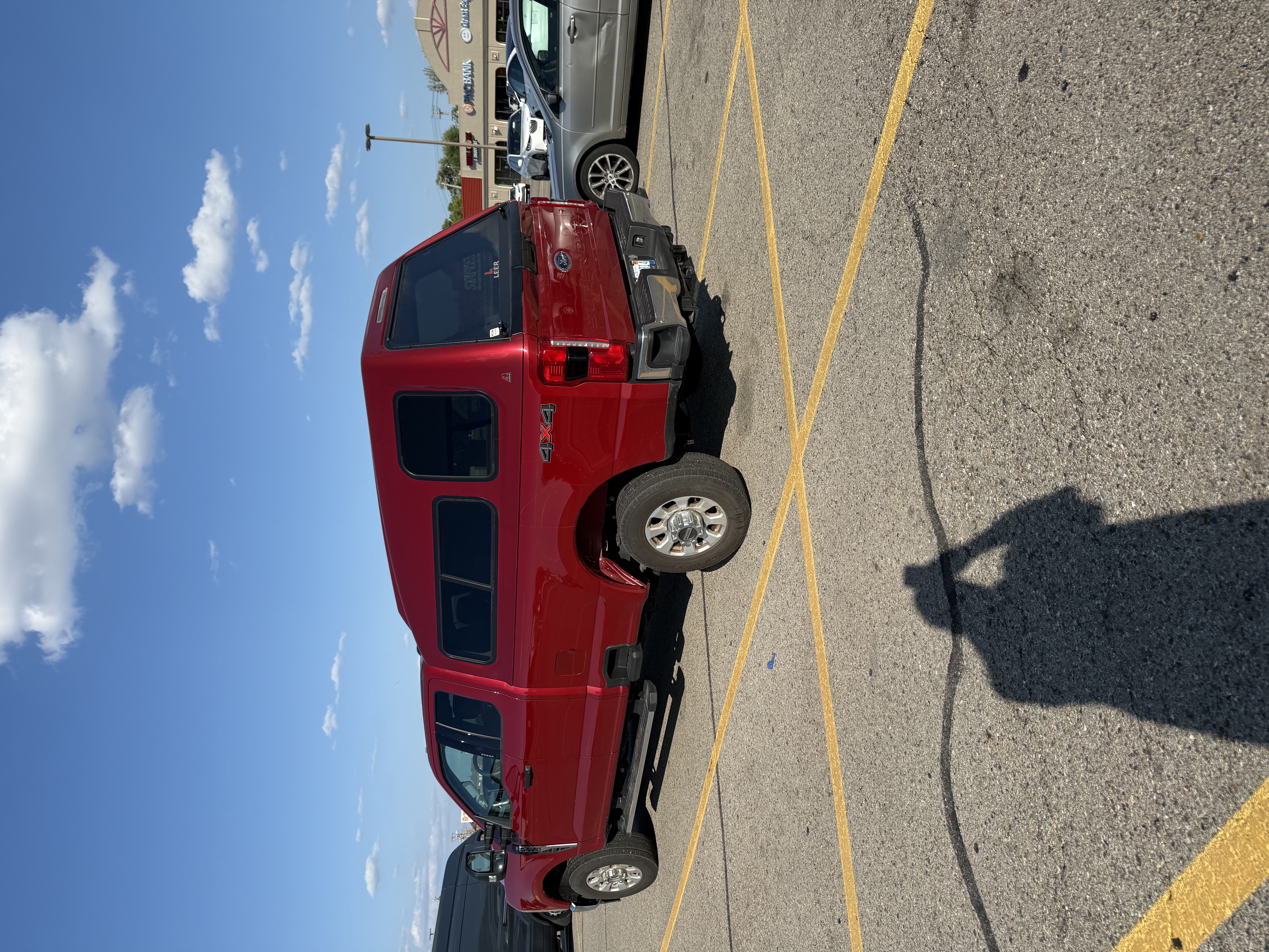 Used 2023 Ford F250 XLT w/ 360-Degree Camera Package AWD/4WD image 2