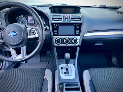 Used 2016 Subaru Crosstrek 2.0i Premium image 14