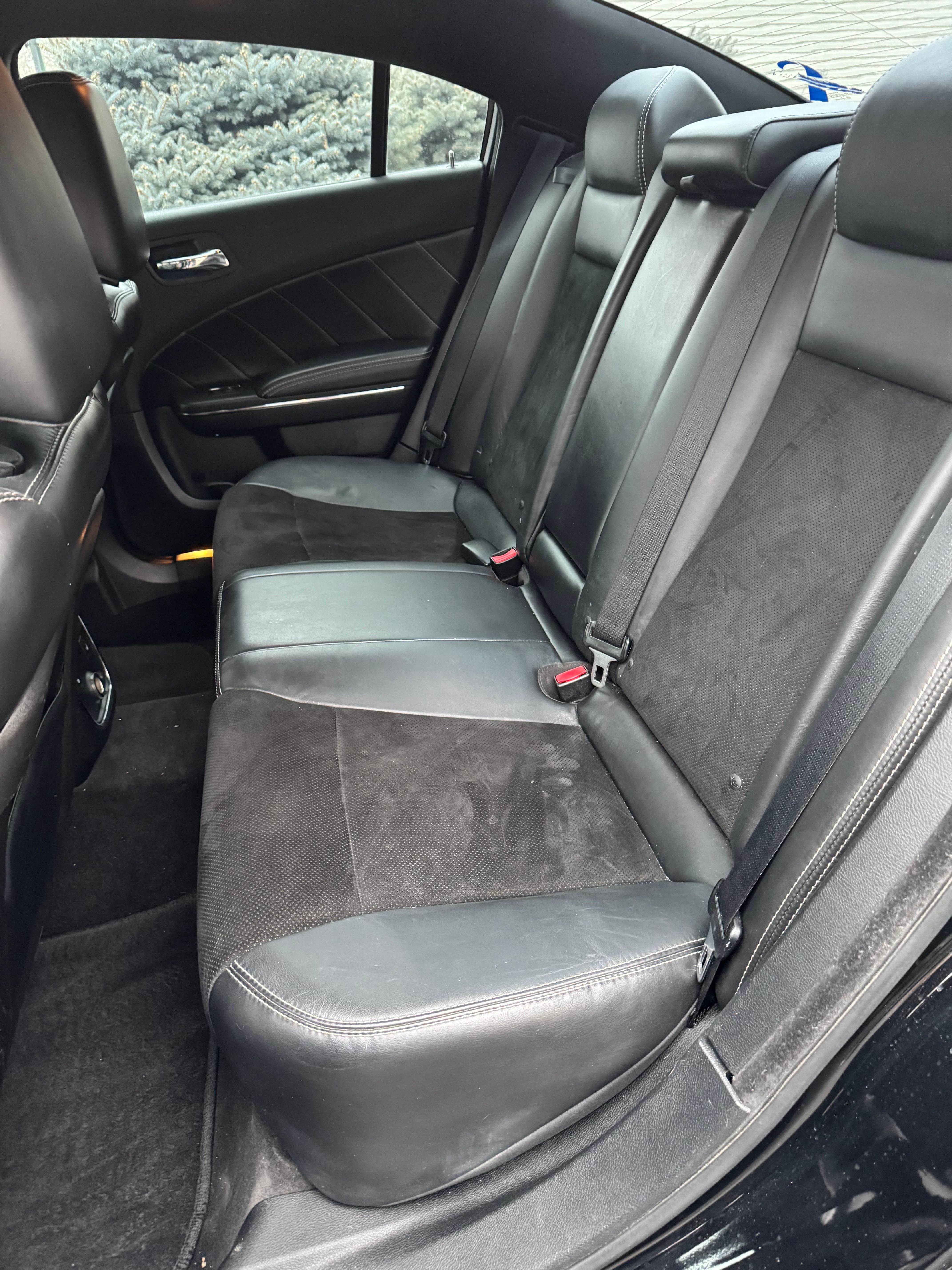 Used 2014 Dodge Charger R/T RWD image 9