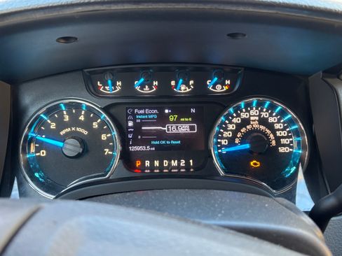 Used 2013 Ford F150 XLT w/ XLT Chrome Pkg image 5