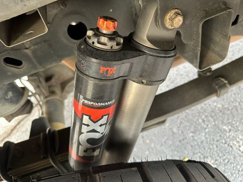 Used 2018 Ford F150 XLT w/ Equipment Group 302A Luxury image 11