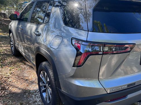 Used 2026 Chevrolet Equinox LT image 14