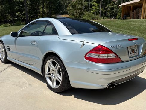 Used 2007 Mercedes-Benz SL 550 image 4