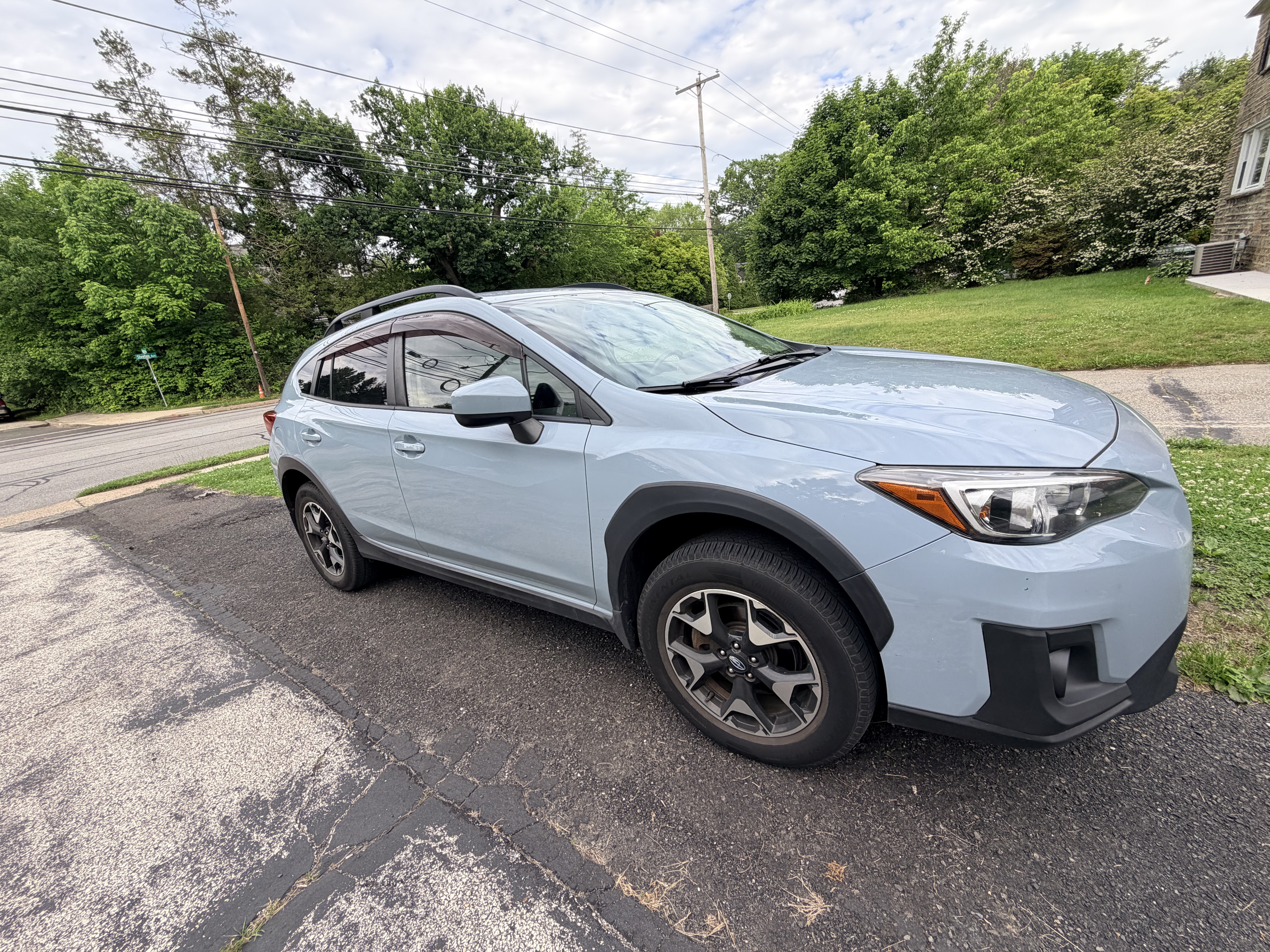 Used 2019 Subaru Crosstrek 2.0i Premium w/ Eyesight System AWD/4WD image 2