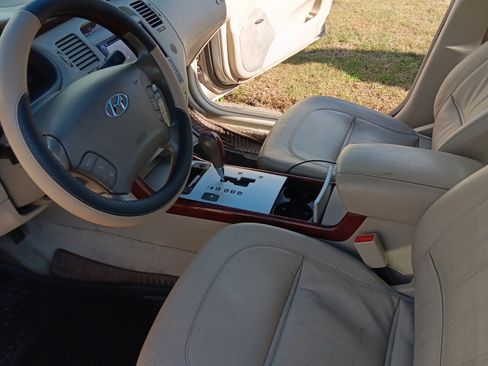 Used 2006 Hyundai Azera Limited image 4