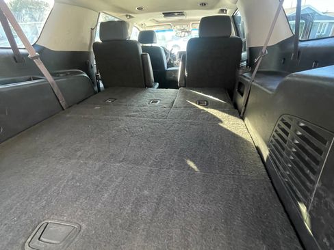 Used 2017 Chevrolet Suburban Premier image 10