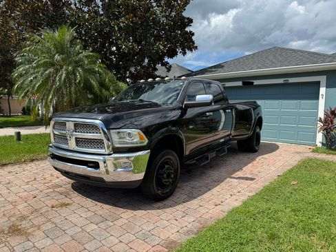Used 2018 RAM 3500 Laramie AWD/4WD image 2