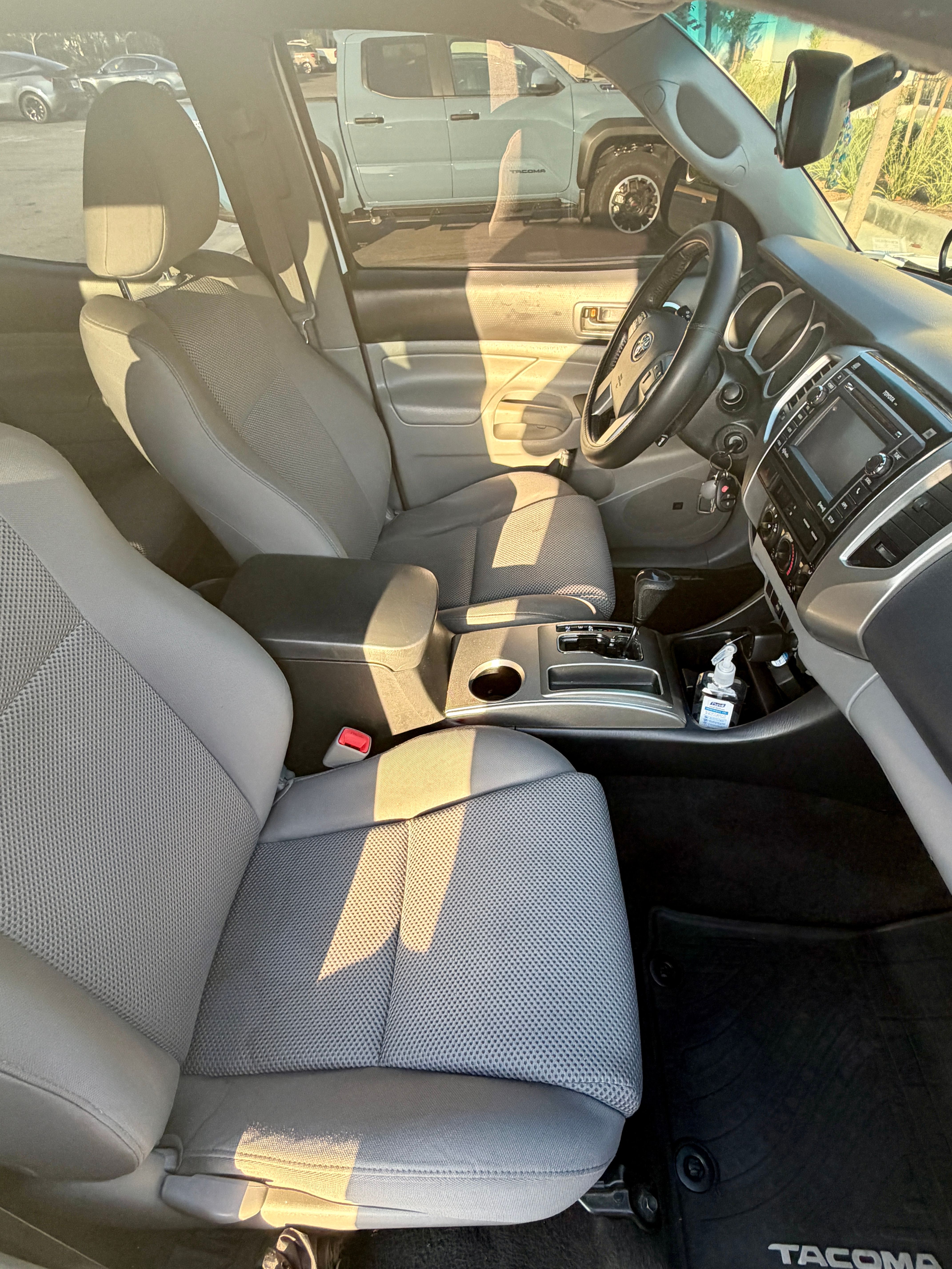 Used 2013 Toyota Tacoma PreRunner w/ TRD Sport Pkg RWD image 10
