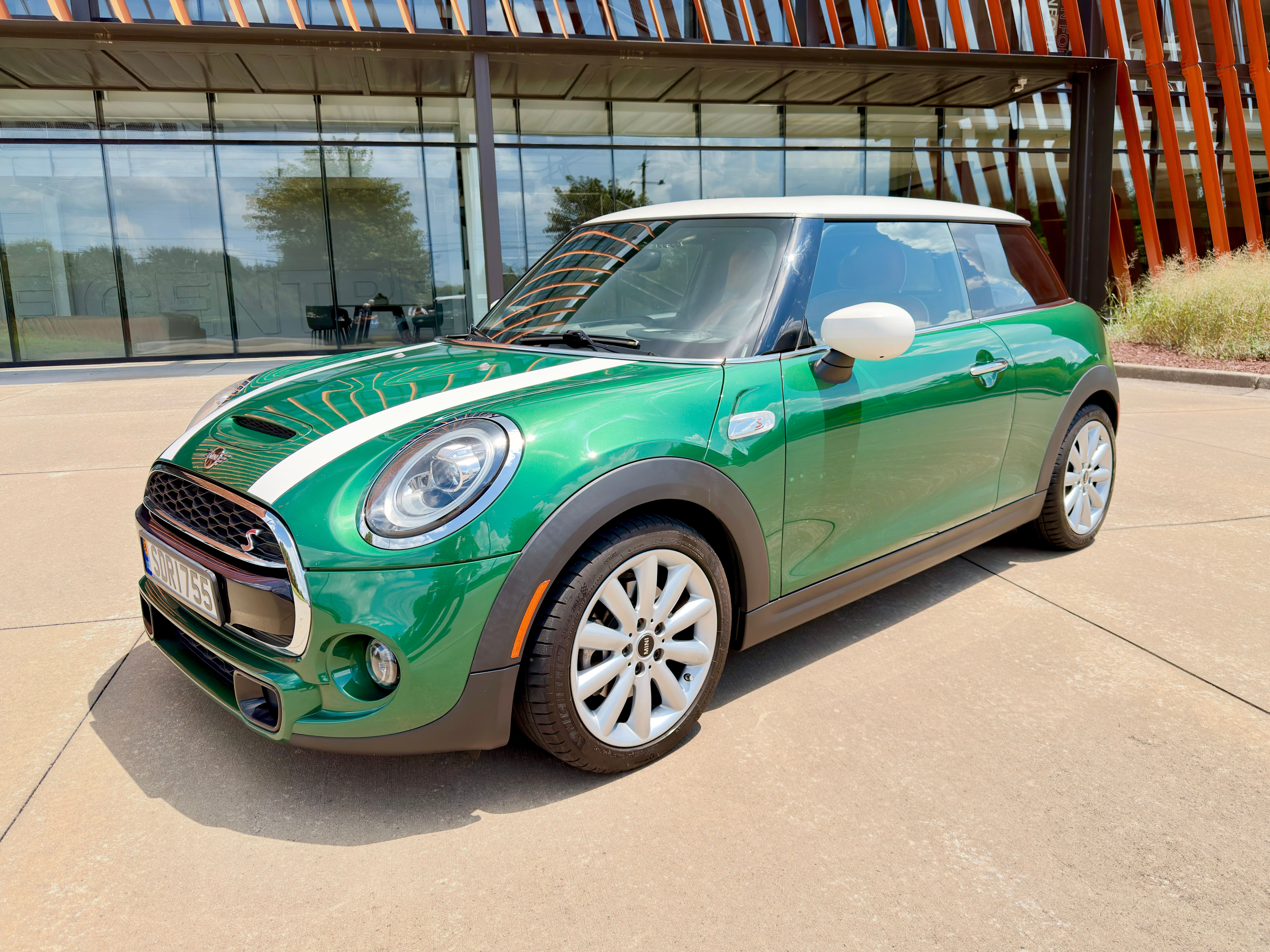 Used 2021 MINI Cooper S FWD image 4