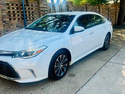 Used 2017 Toyota Avalon XLE