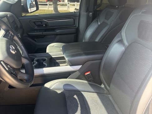 Used 2023 RAM 1500 Big Horn AWD/4WD image 9