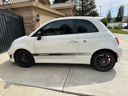Used 2013 FIAT 500 Abarth image 10