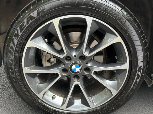 Used 2018 BMW X5 xDrive40e image 19
