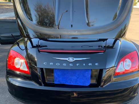 Used 2006 Chrysler Crossfire Limited image 20