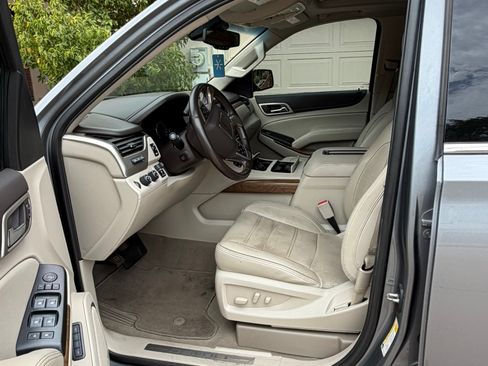 Used 2019 GMC Yukon XL Denali AWD/4WD image 6