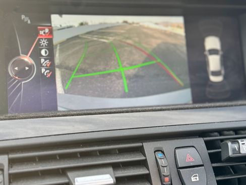 Used 2015 BMW 528i xDrive 528i xDrive Sedan 4D image 27