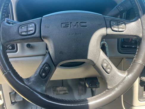 Used 2006 GMC Sierra 3500 SLT w/ Heavy-Duty Power Package AWD/4WD image 30