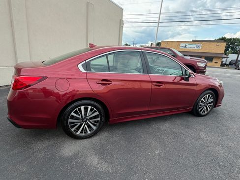 Used 2019 Subaru Legacy 2.5i Premium AWD/4WD image 6