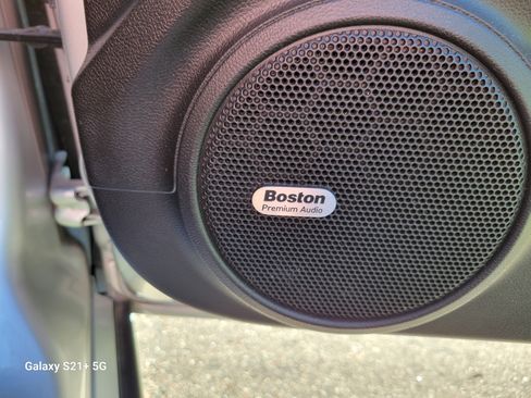 Used 2010 Chevrolet Camaro SS w/ RS Package image 20