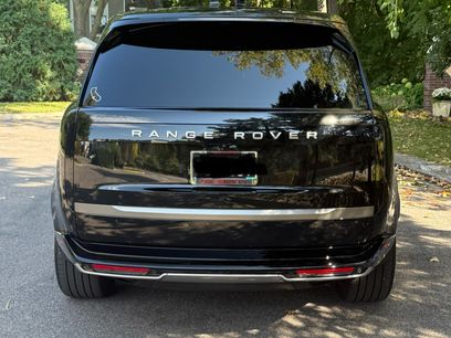 Used 2025 Land Rover Range Rover SE