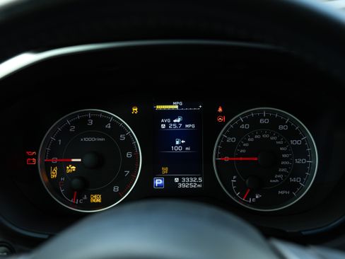 Used 2022 Subaru Ascent Premium w/ Convenience Package image 25