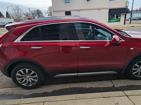 Used 2019 Cadillac XT4 Premium Luxury w/ Cold Weather Package image 2