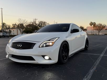 Used 2009 INFINITI G37 Journey w/ Premium Pkg