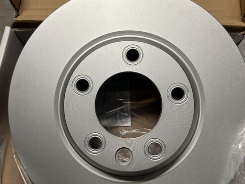 Used 2004 Porsche Cayenne S image 25