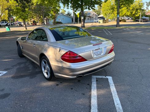 Used 2004 Mercedes-Benz SL 500 image 9