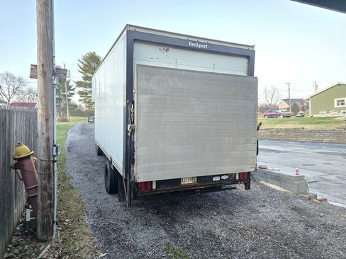 Used 2017 Ford E-450 and Econoline 450 Super Duty image 4