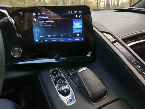 Used 2024 Chevrolet Corvette Stingray Preferred Conv w/ Stealth Interior Trim Package image 6