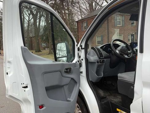 Used 2015 Ford Transit 250 130 Low Roof w/ Exterior Upgrade Package image 16