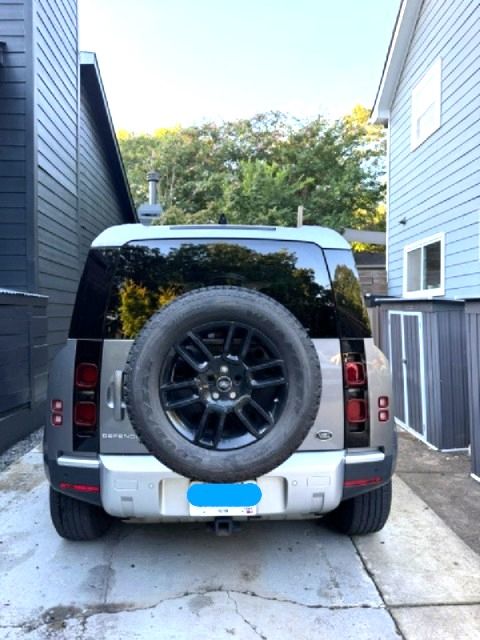 Used 2020 Land Rover Defender 110 S AWD/4WD image 4