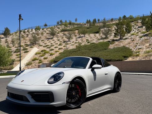 Used 2024 Porsche 911 Targa 4 GTS AWD/4WD image 1