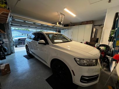 Used 2017 Audi Q7 3.0T Premium Plus w/ Premium Plus Package