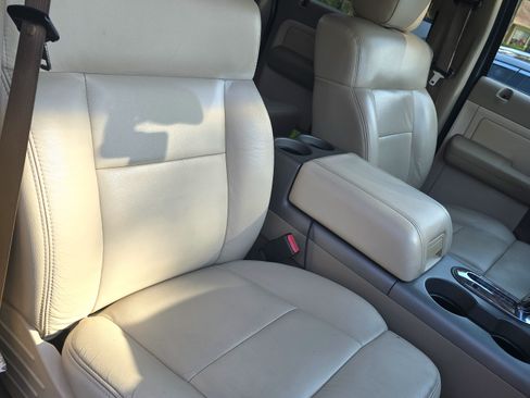 Used 2004 Ford F150 Lariat AWD/4WD image 14