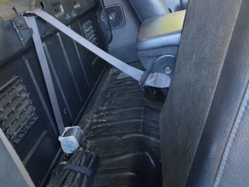 Used 2005 Dodge Ram 1500 Truck ST w/ ST Value Group image 9