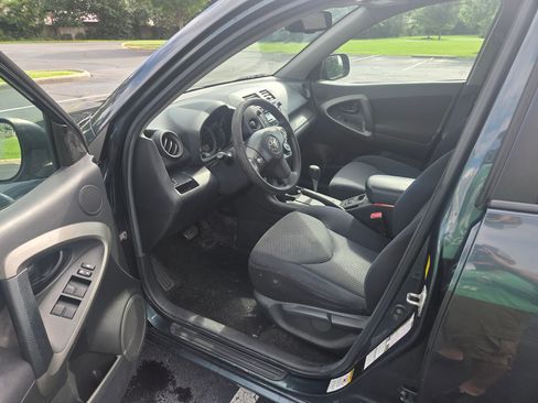 Used 2010 Toyota RAV4 Sport AWD/4WD image 9