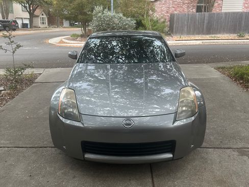 Used 2003 Nissan 350Z Touring image 10