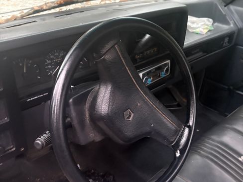 Used 1992 Dodge Dakota 2WD Regular Cab image 5