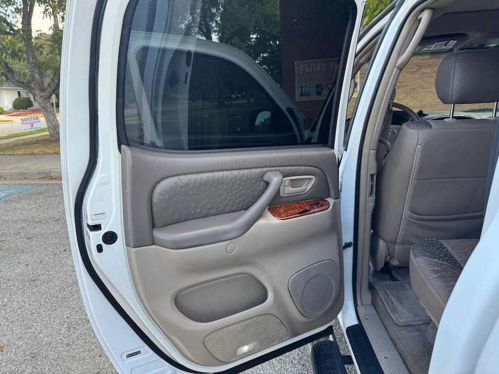 Used 2005 Toyota Tundra Limited RWD image 13