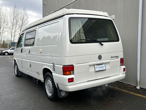Used 2002 Volkswagen Eurovan Camper image 1