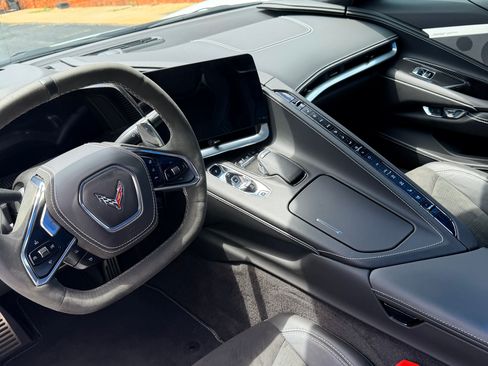Used 2023 Chevrolet Corvette Stingray Premium Cpe w/ Z51 Performance Package RWD image 11