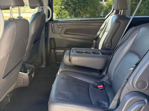 Used 2019 Honda Odyssey EX-L image 18