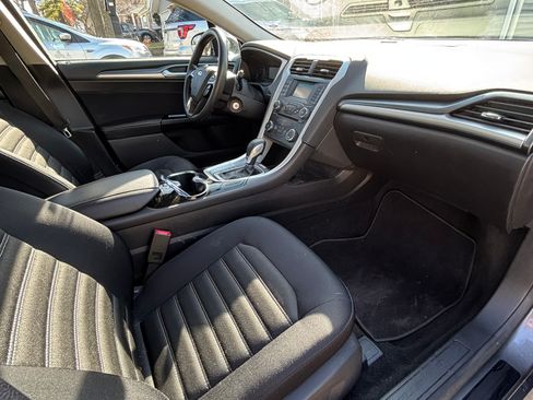 Used 2014 Ford Fusion SE image 14